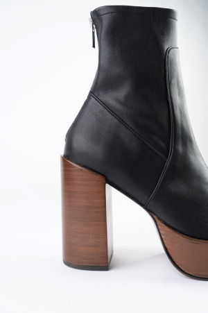BLACK ECO LEATH