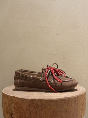 BROWN 201