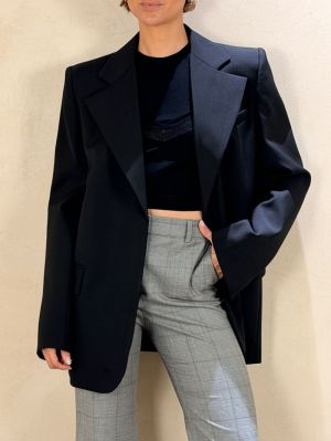  004 NOIR