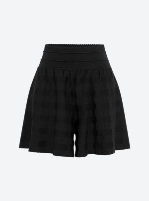  DEEP BLACK
