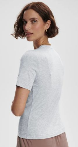 REGINA FITTED TEE LIGHT GREY MARL