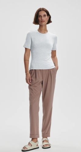 REGINA FITTED TEE LIGHT GREY MARL