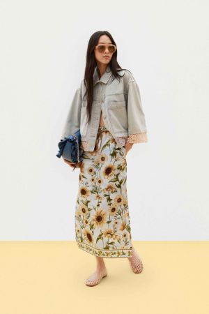 372566 SUNFLOWERS LIGH